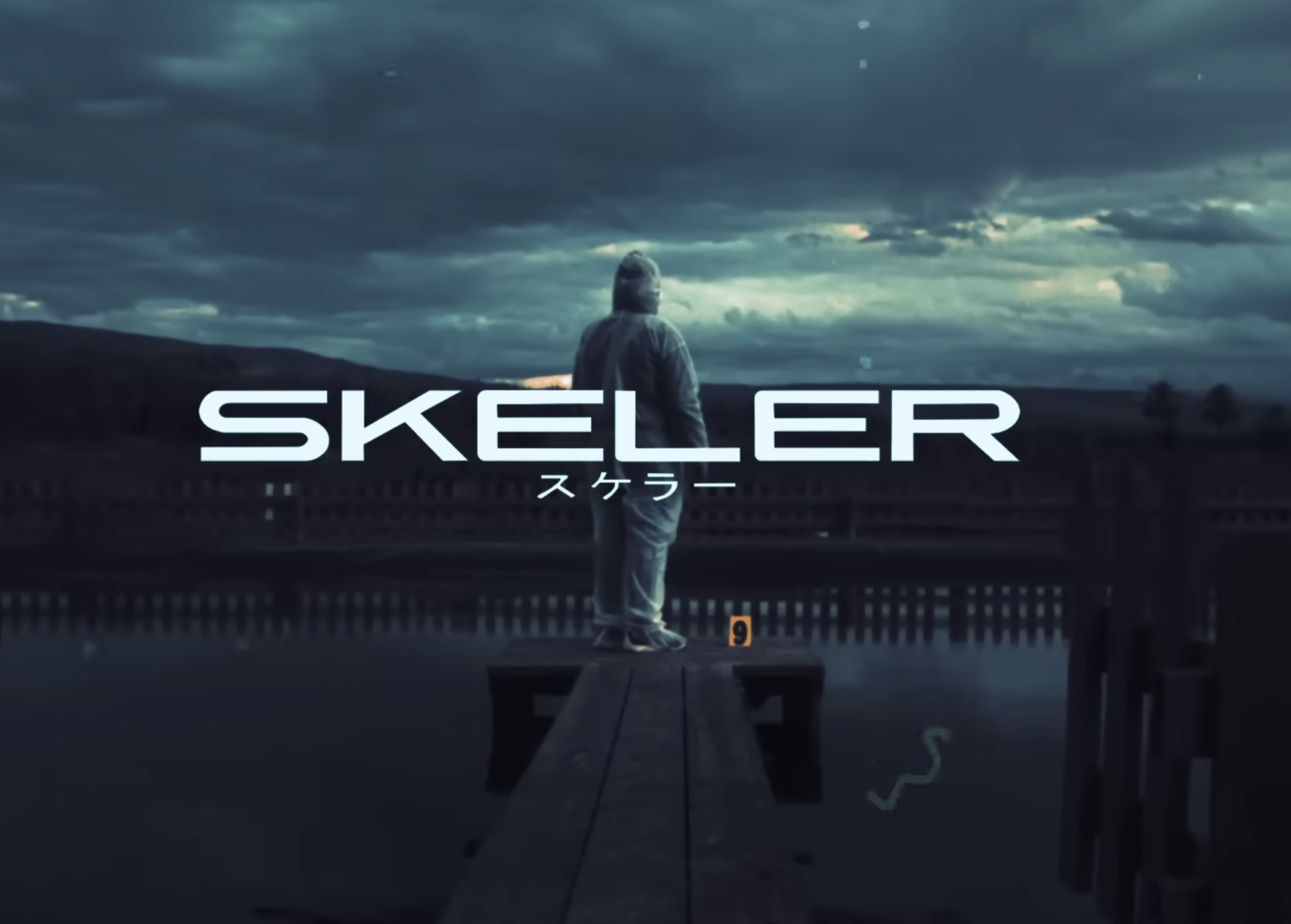 Skeler · On My Knees official visualizer